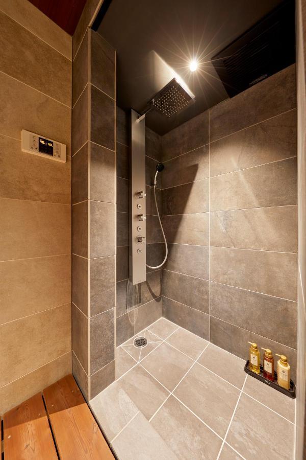 古今 天下茶屋 With A Private Parking Lot And A Half Open-Air Bath And Direct To Kix Villa Osaka Exterior photo